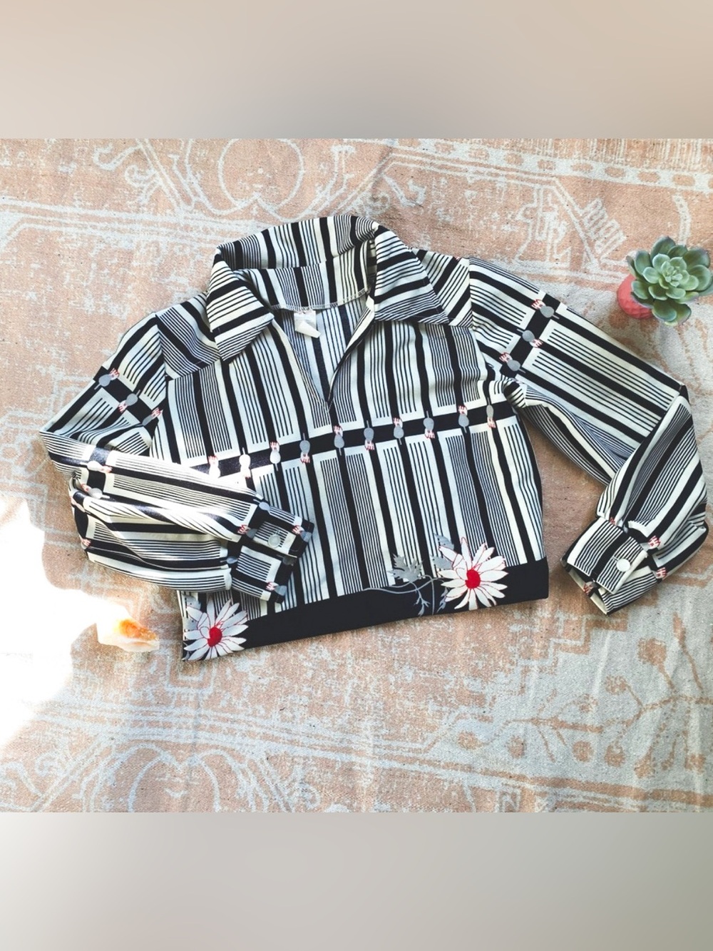 70s Vintage Mod Blouse – Black & White Optical Stripes with Floral Hem